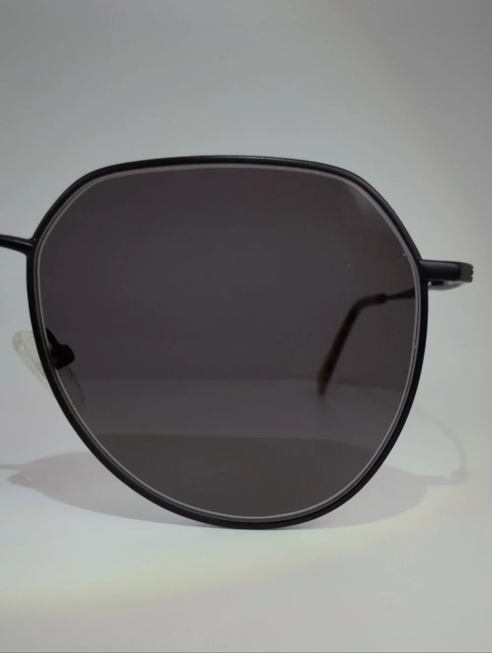 Carlsbad. Classic Round Metal Frame. Lightweight Anodized Black